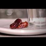 Ramadan : Break Fasting (Iftar) with Dates